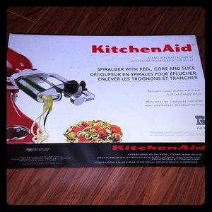 🔥NWT🔥KitchenAid Spiralizer Attachment